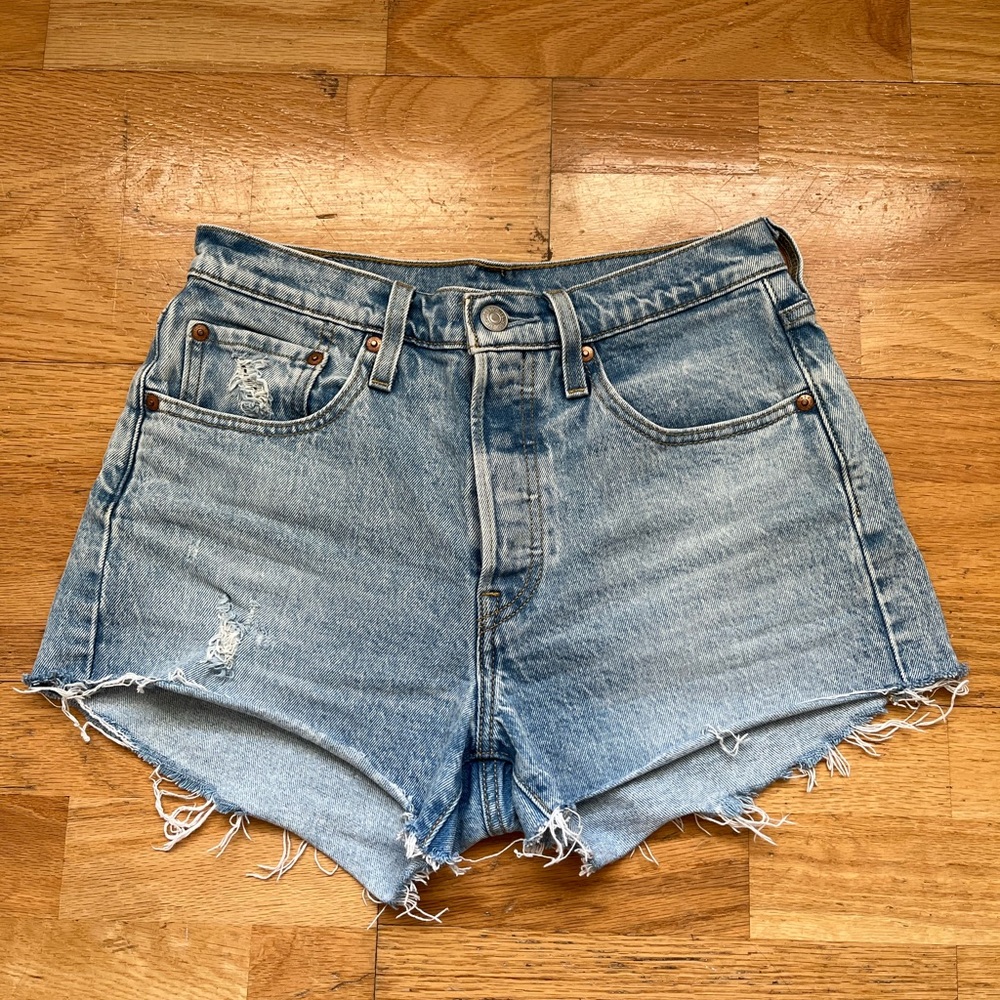Levi’s 501 high rise shorts